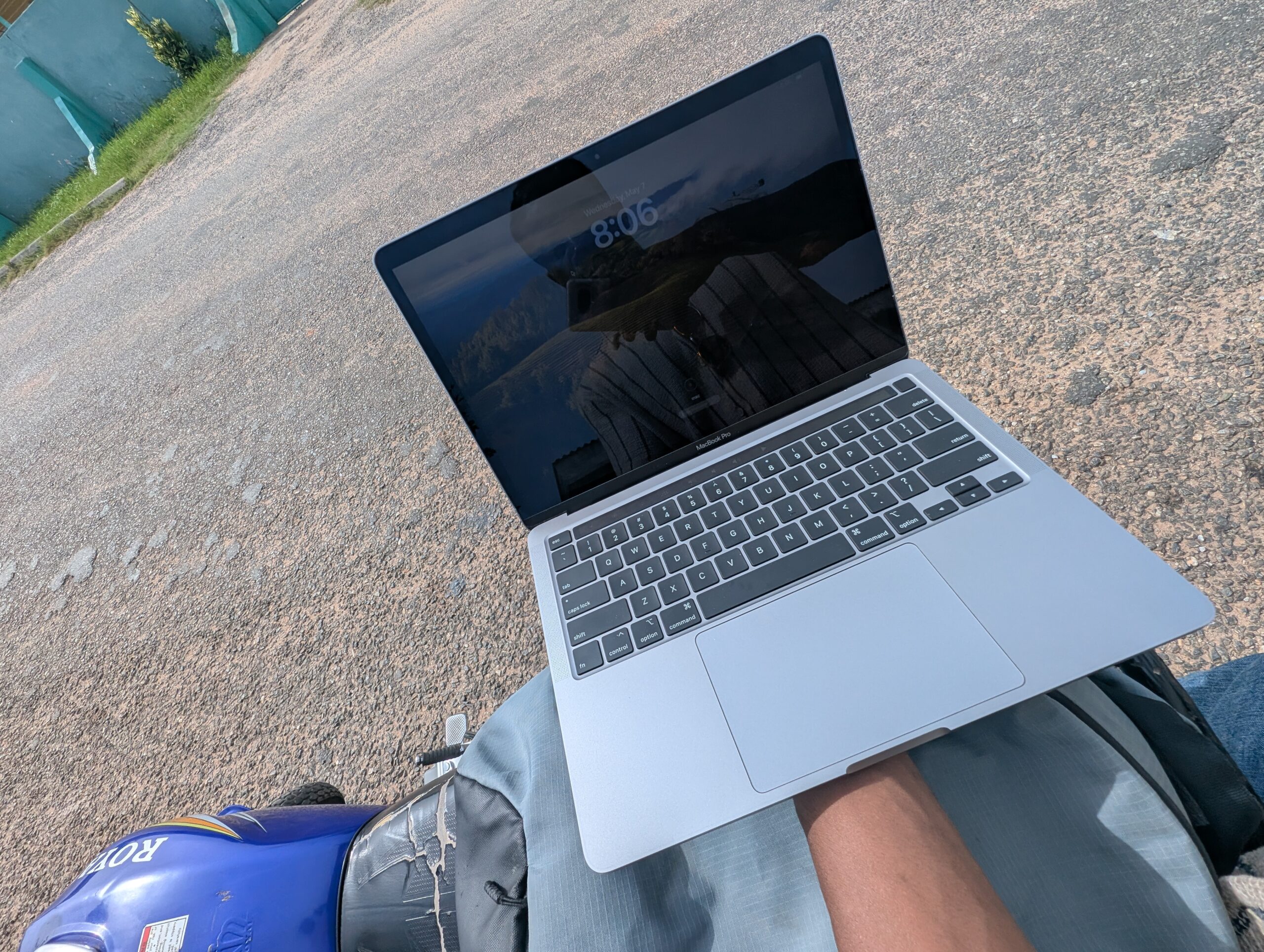 MacBook Pro 2020 - Image 2